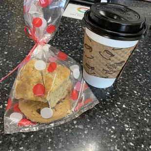 Hot Chai Tea Latte scone and chocolate chip cookie