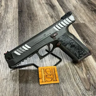 #alien #hgs #hawaiigunshop