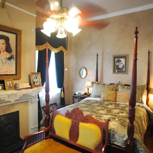 HH Whitney House Bed and Breakfast on the Historic Esplanade