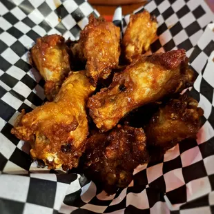 Soy garlic chicken wings (10)