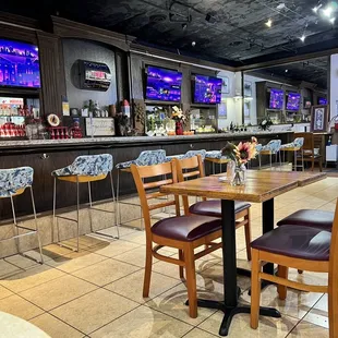 No customers on a Friday night... Their loss is our gain!