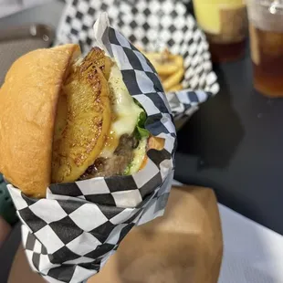 Hawaiian Burger