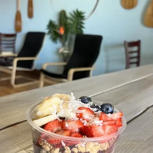 Acai bowl