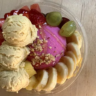 Pitaya base add cookie dough