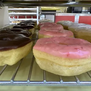 donuts, food, dough desserts