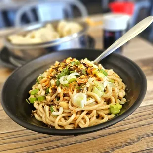 Dan dan noodles