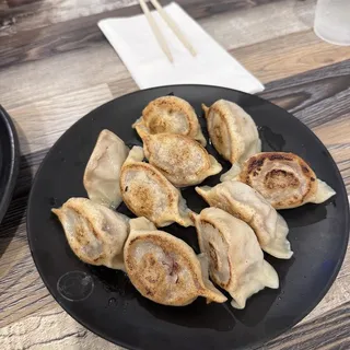 Beef and Onions Dumplings