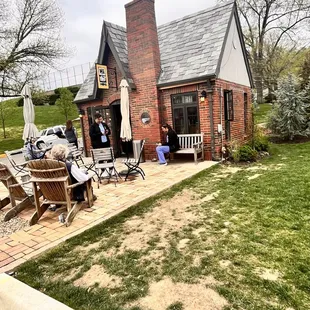 Front view. Isn't she cute?