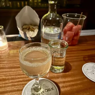Sauvignon Blanc. Bartender offered snacks !