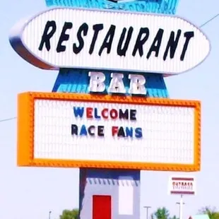 Hi Mark Restraurant &amp; Lounge- Kokomo