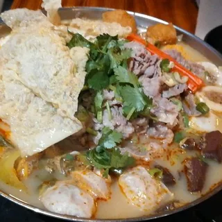 9. Taiwanese Supreme Spicy Hot Pot