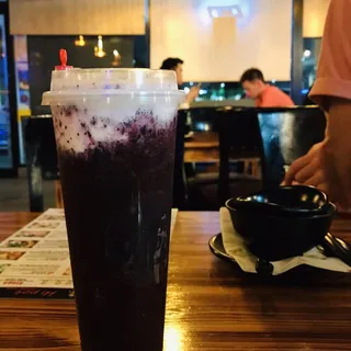 Blueberry Green Tea with Cheese Milk Foam