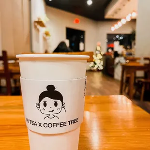 Oolong tea with honey and lemon