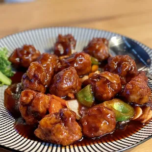 General Tso&apos;s Chicken