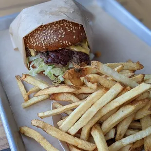 Cheeseburger and fries
