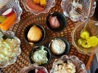 Elias Inn Supper Club