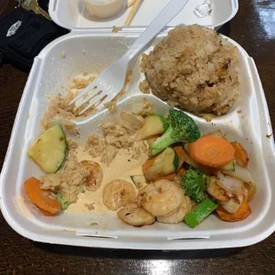 Yummy shrimp hibachi. Everything is fresh. The only thing missing for me were sweet carrots.