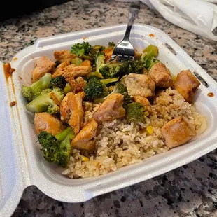 To go order of Teriyaki chicken with fried rice and broccoli