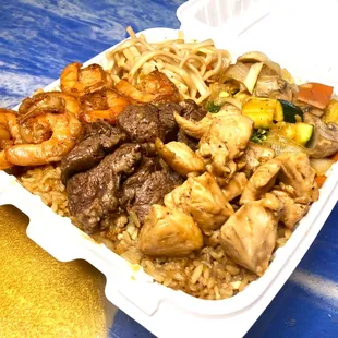 a close up of a take out container of food