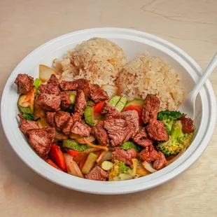 Hibachi Steak. Cooked to order fresh. served with white sauce.