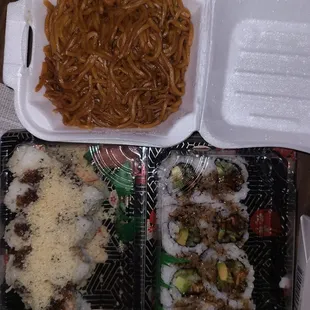 &quot;Plain&quot; noodles, crunchy roll and eel roll. Delivery.