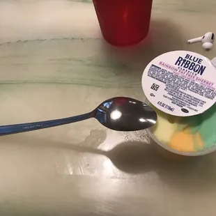 More like something you&apos;d expect to get at middle school but at least there&apos;s ice cream and sherbet!