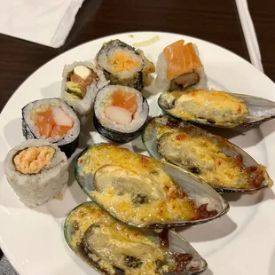 Sushi &amp; cheese mussels