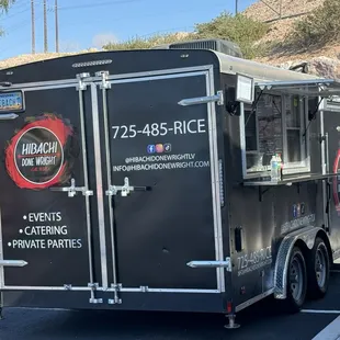 Serving up the neighborhood at Citron Apartments!