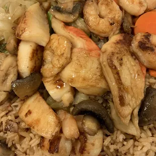 H7. Seafood Hibachi