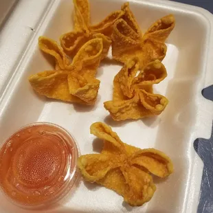 Crab rangoon.
