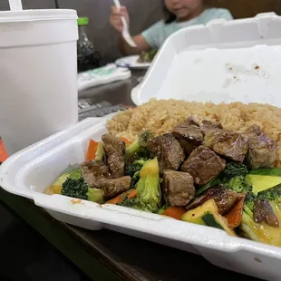 $8.59 beat hibachi lunch special comes with a drink and sauce