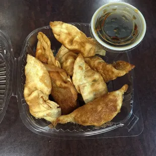 gyoza（pork dumplings）