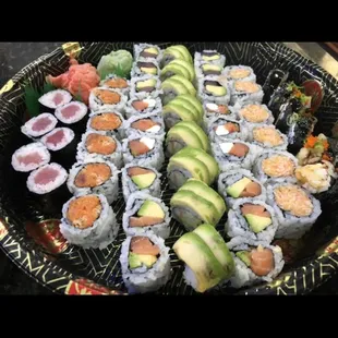 Sushi party tray