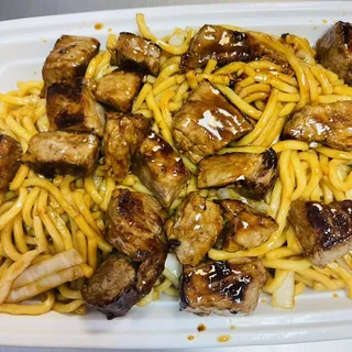 7. Steak Lo Mein Tray