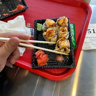 Hibachi Chicken Roll