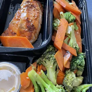 Salmon n veggies 06/21