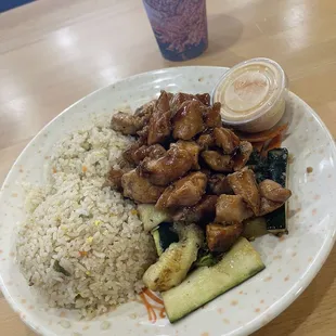 Lunch hibachi chicken special with fountain drink included.