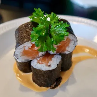 food, sushi, sashimi, sushi and sashimi