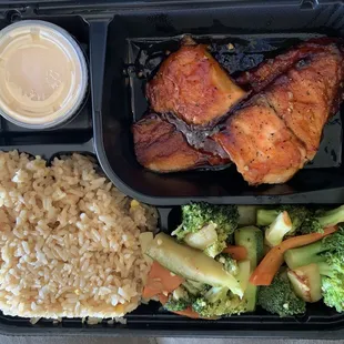 Togo salmon dinner entreee