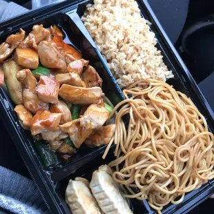 Hibachi chicken bento box with noodles instead of salad for $1.00 extra