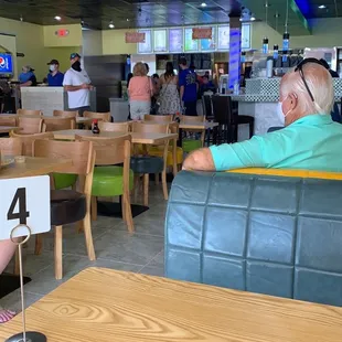 view from front right corner