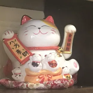 Japanese Good luck cat at Hibachi Express Japanese Casual Restaurant, Temple Terrace, Tampa