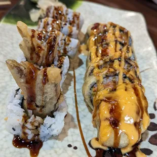 Hubby had the Spider Roll and Lava Roll, both to his liking!