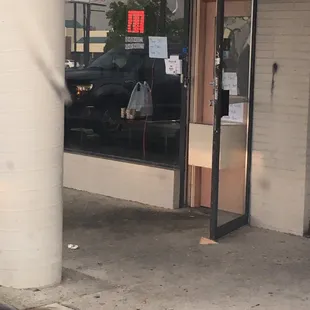 The perfect set up to take payment and get your food. No face to face needed, you call in your order, perfect set up