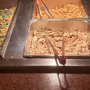 Animal crackers for dessert