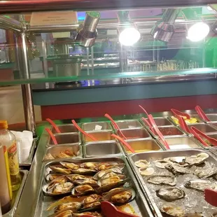 oysters and mussels, interior