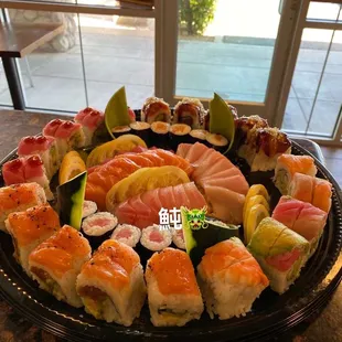 sushi and sashimi, interior