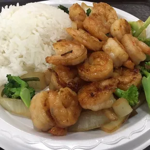 Hibachi shrimp entree w/ white rice