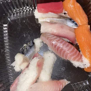Deluxe Sushi