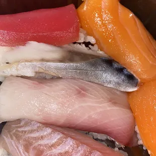 Deluxe Sushi